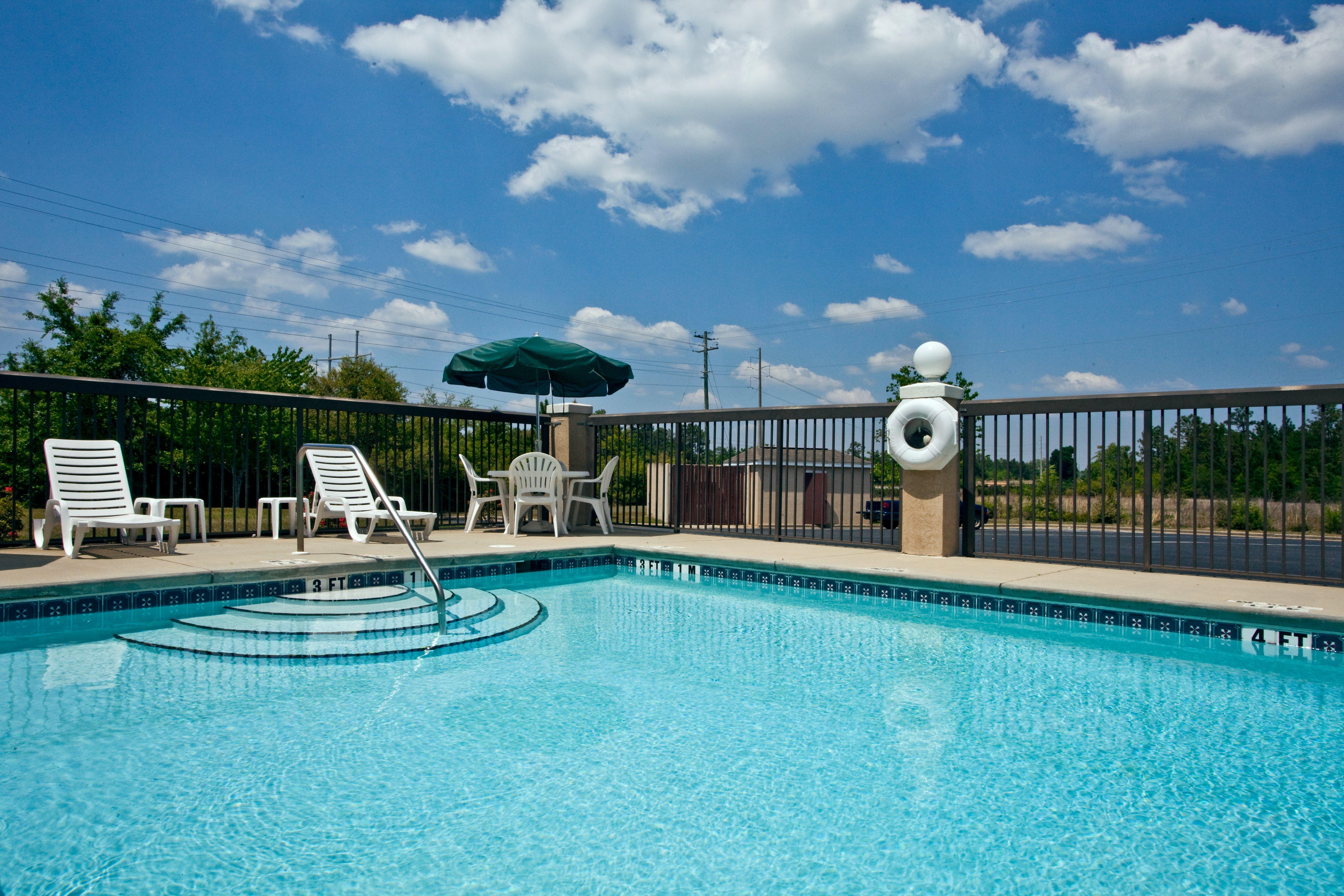 Holiday Inn Express & Suites Milton East I-10 By Ihg Zewnętrze zdjęcie